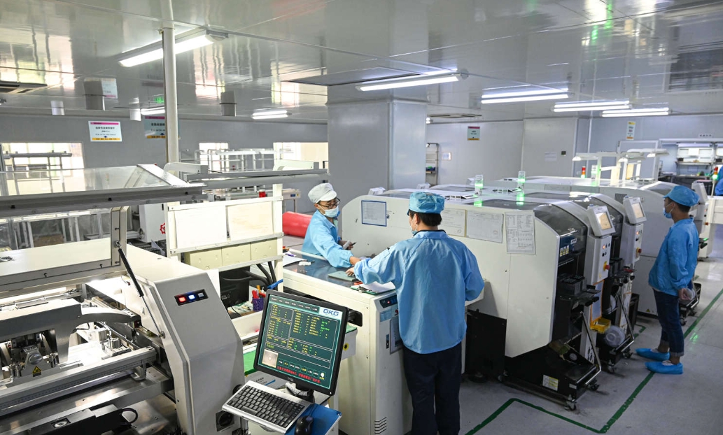 Apparecchiatura di elaborazione patch SMT